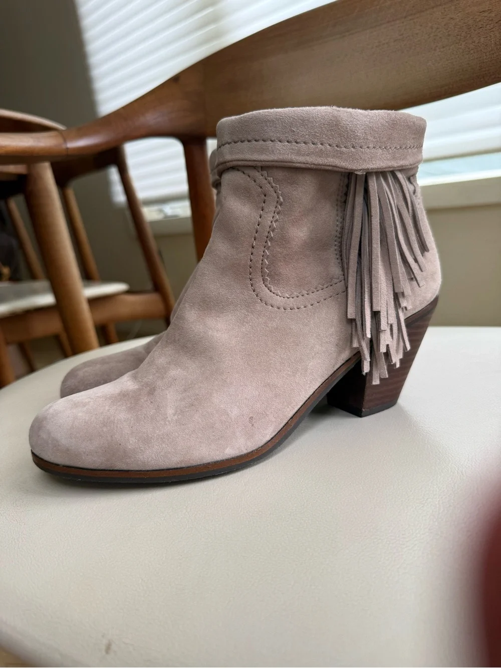 Sam Edelman Louie tan suede fringe ankle boots